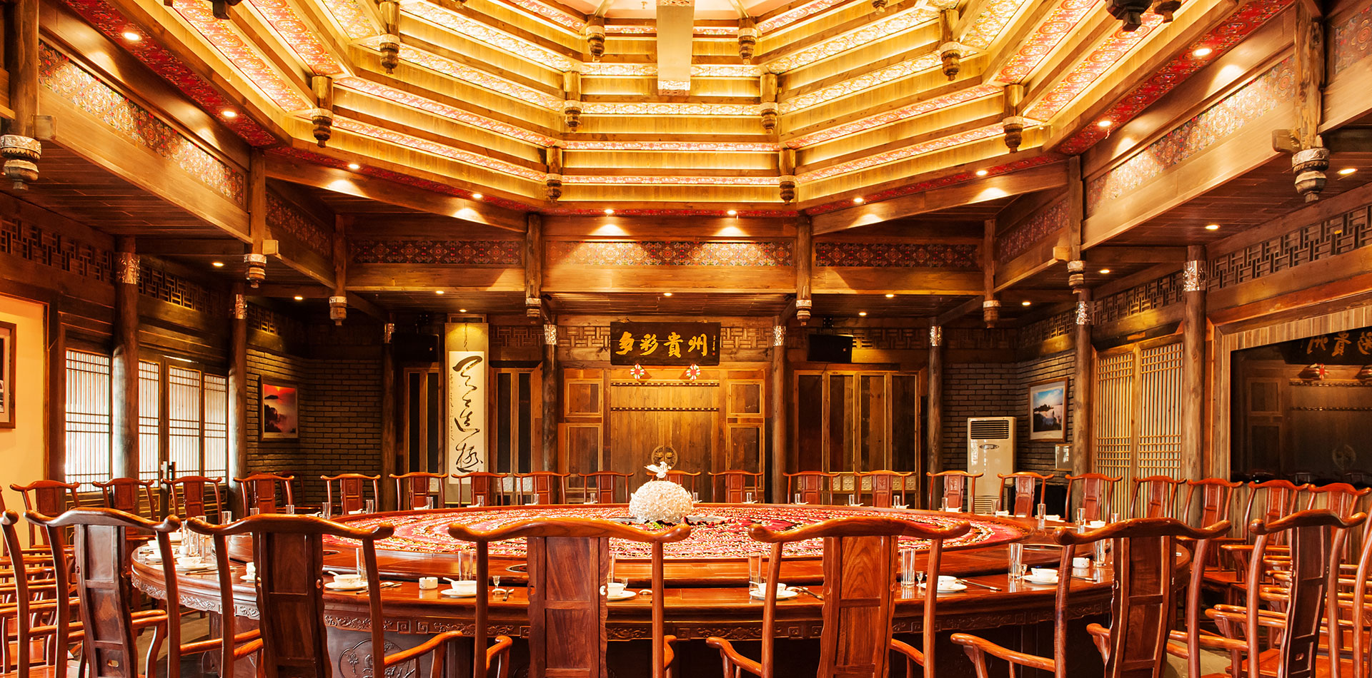 西江凯发餐饮集团